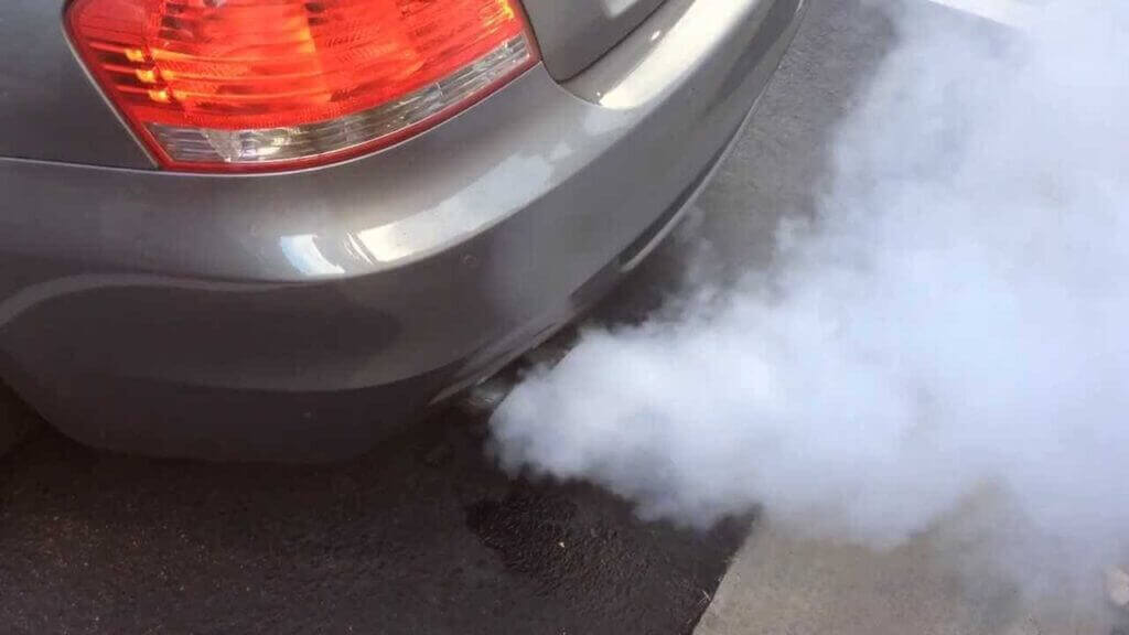 bmw white smoke from exhaust when idle